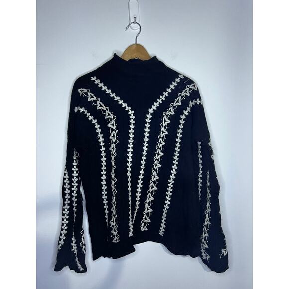 FRENCH CONNECTION Ella Embroidered Pattern sweater, black and white - Picture 4 of 8